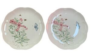 Lenox Butterfly Meadow 9 1/8” Plates Swallowtail Scalloped Butterfly Bee Set 2